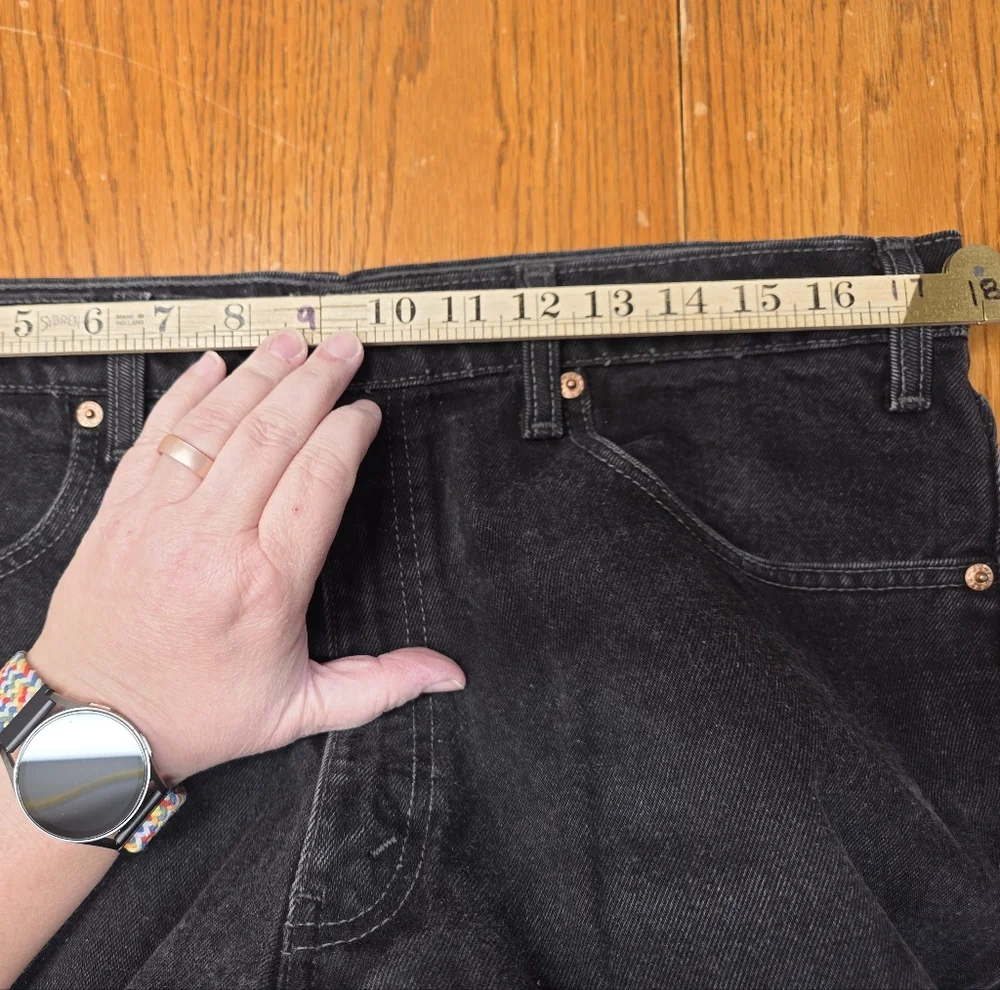 Levi’s 550 Relaxed Fit Mens Black Denim Jeans Size 38x32 100% Cotton